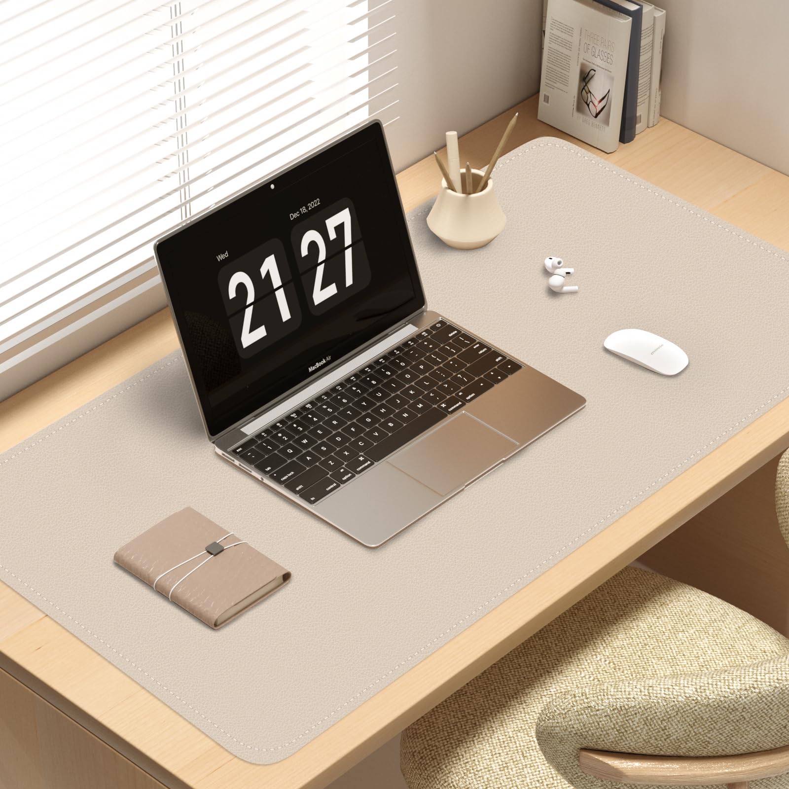 Double-Sided Office Desk Mat, Large Mouse Pad, Waterproof PU Leather Protective Pad, Laptop Desk Pad, Dual Use Cover Protector for Office/Home Keyboard (Beige+Orange, 31.5''×15.8'')