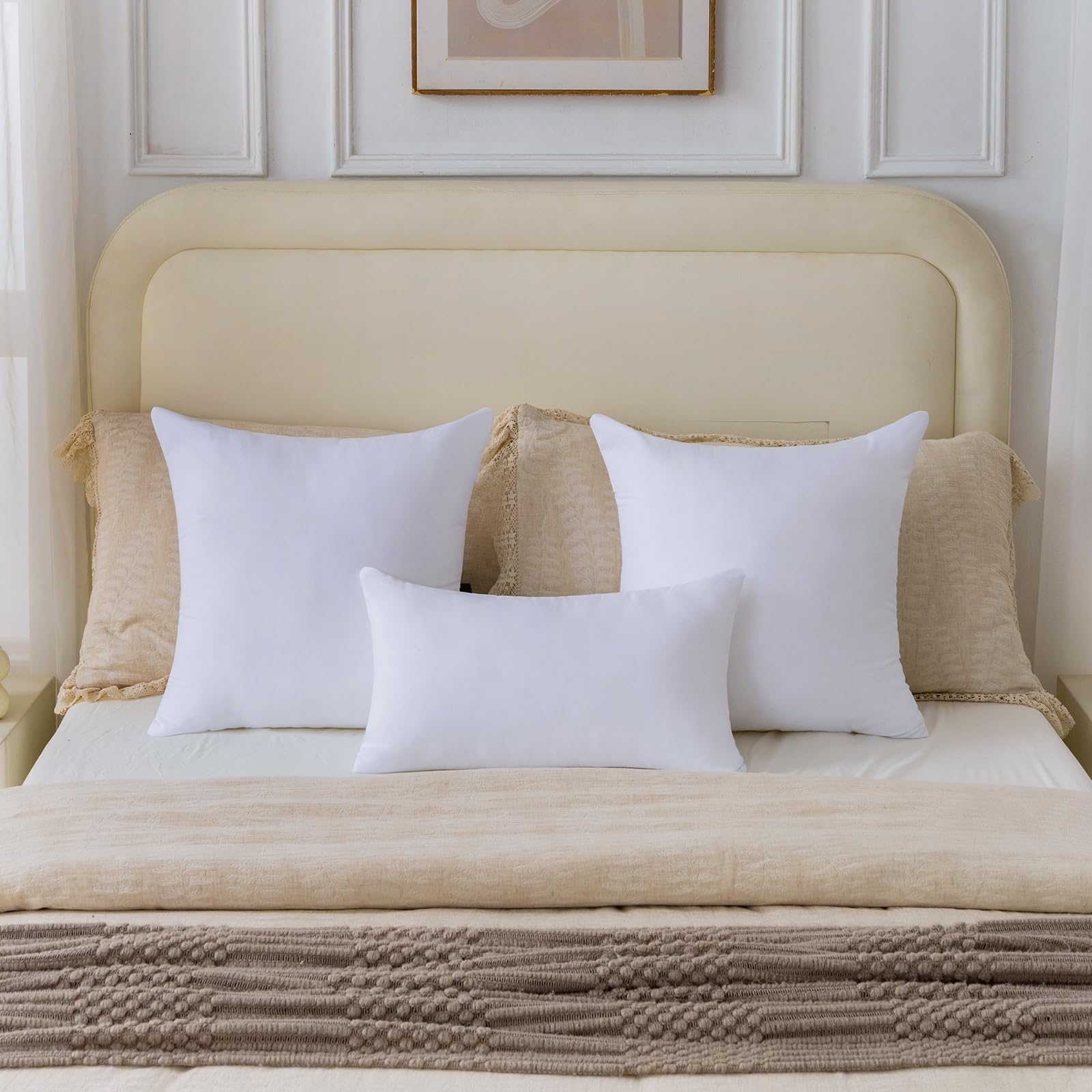 OTPIPCS 18 x 18 Pillow Inserts Set of 4 - Premium Soft and Fluffy 18 Inch Medium Sofa Decorative White Square Throw Pillow Inserts Stuffing for Living Room Couch and Bedroom Interior Cushions