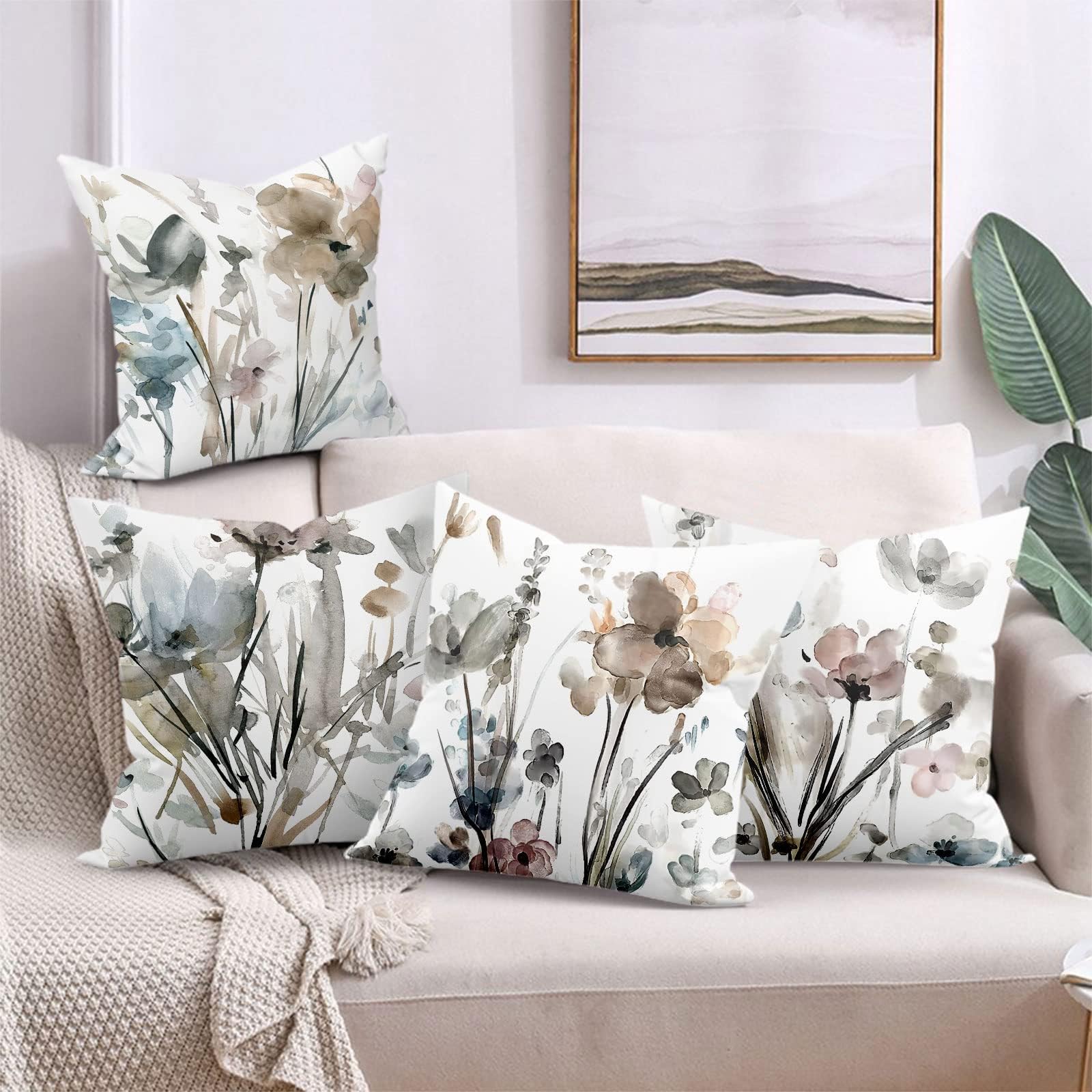 4 Pack Throw Pillow Covers 18 x 18 Inch, Decorative Pillow Covers, Double Sided Printing Soft Short Velour Cushion Covers, Flower Outdoor Home Decor for Couch Sofa Chair Bedroom Car, 45 x 45 cm