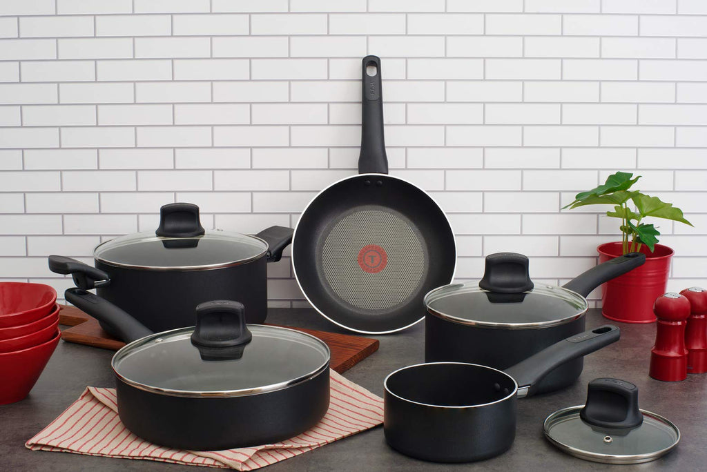 T-FAL, Intuition, Nonstick Fry pan, 20 cm/ 7.8 in, Thermo-Spot Heat Indicator,Black, All cooktops (excluding Induction), Oven-Safe 175˚C/350˚F Frying Pan, Non Stick Frying Pan, Cookware, Egg Pan