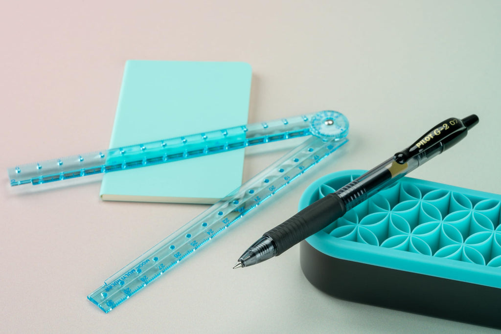 Pilot G2 Retractable Premium Gel Ink Roller Ball Pens, Fine Point, Black Ink, Dozen Box (31020)