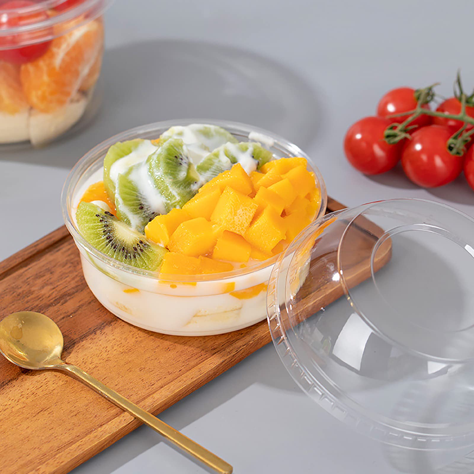 WUWEOT 50 Pack Plastic Dessert Cups, 10 oz Clear PET Dessert Bowls, Re-usable Parfait Cups with Lid (No Hole) for Ice Cream Fruit Iced Cold Drinks Dessert Yogurt Cereal Parfait Puddings Mousse