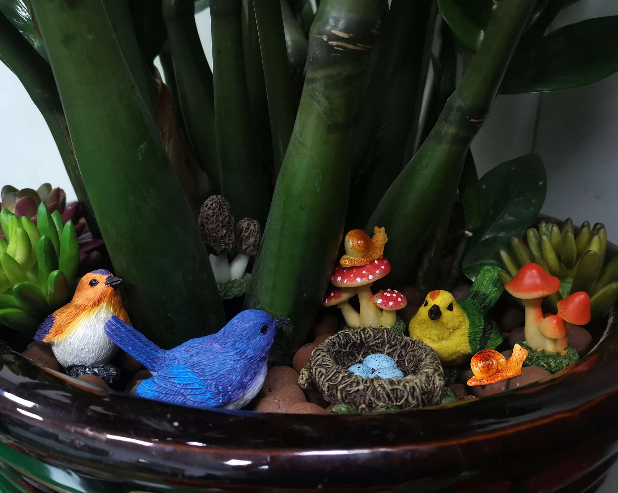 YARCHONN Miniature Garden Mushroom Ornament Outdoor, Resin Statue Snail, Novelty Robin Birds and Nest Fairy Garden Accessories for Patio, Yard, Lawn or Home Garden Decorations, Set of 9