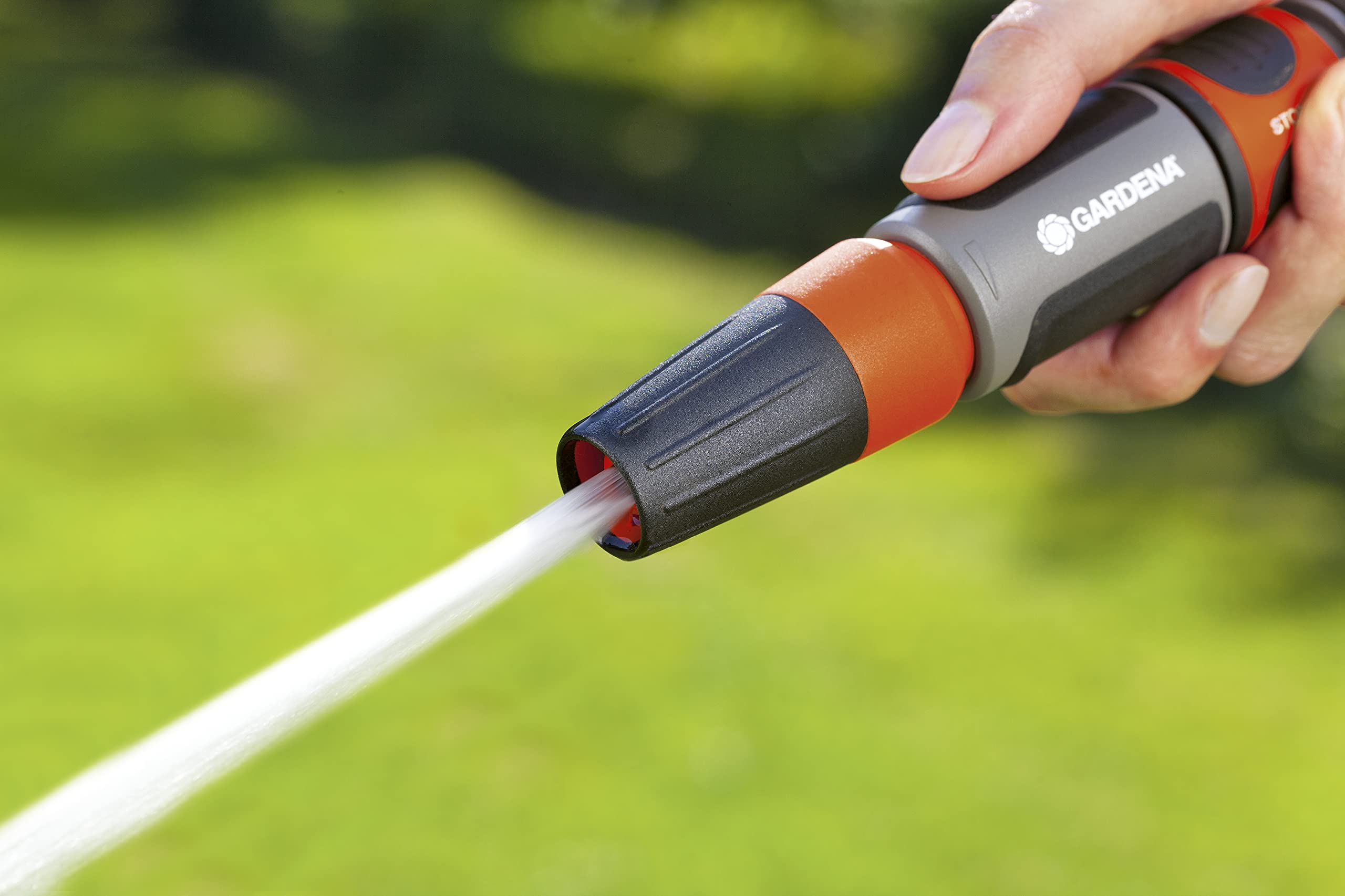 Gardena 7114-FP Frost-Proof Fully Adjustable Nozzle, Includes Waterstop Quick Connector, Made in Germany