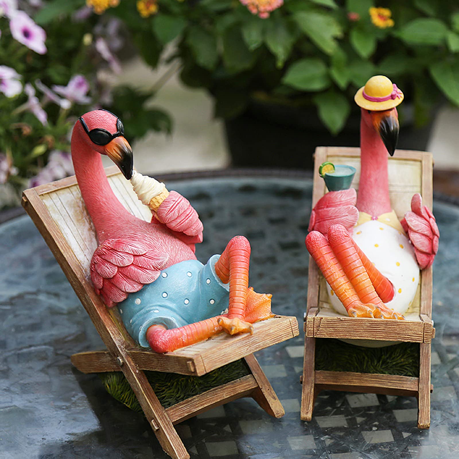 MUAMAX Flamingo Garden Statues Flamingo Figurine Tabletop Flamingo Decor Art Summer Tropical Coastal Ourdoor Decoration Flamingos Gifts for Women Grandma Friends Lawn Housewarming Gifts