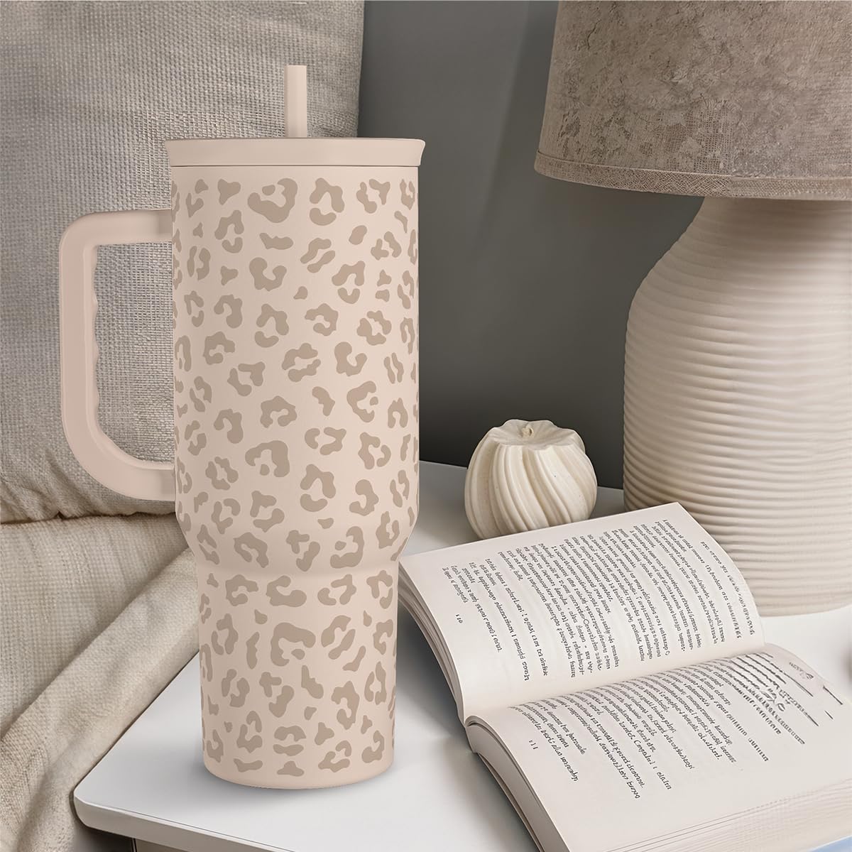 SANDJEST Leopard Tumbler with Handle, Insulated Cup Stainless Steel Travel Mug Cup, Gifts for Women Girl on Birthday Christmas, Tan Leopard, 40oz