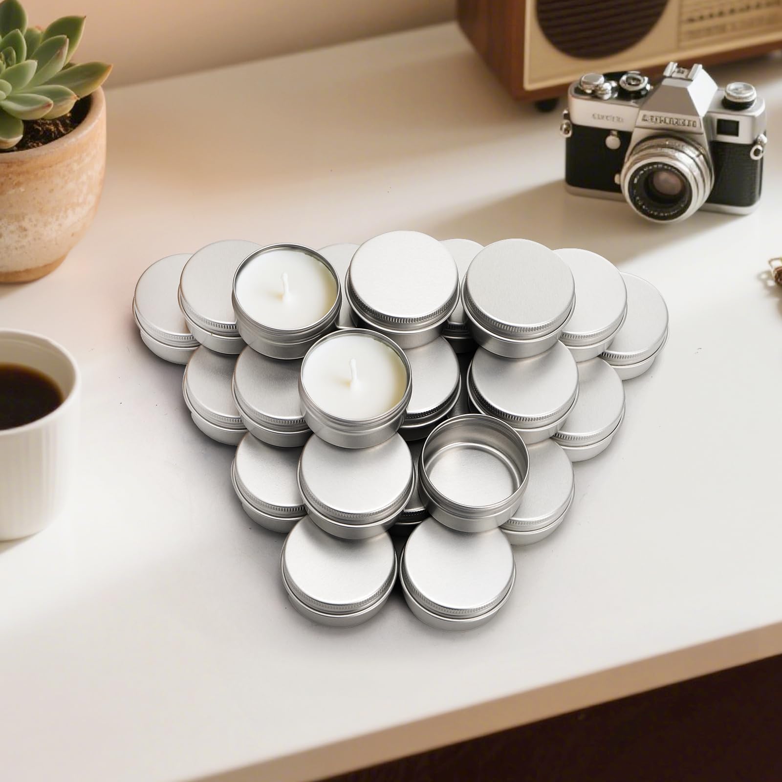 Tosnail 60 Pieces 1 oz Containers with Lids, Lip Balm Containers, Tin Cans with Lids Small Candle Jar Metal Tin Containers Salve Tins