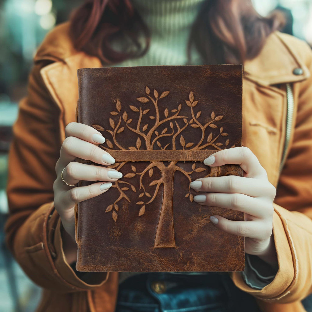 LEATHER VILLAGE Tree of Life Journal - 8 X 6 inches - Brown - 200 Antique Deckle Edge Handmade Paper – Book of Shadows - Vintage Leather Bound Journal for Women & Men