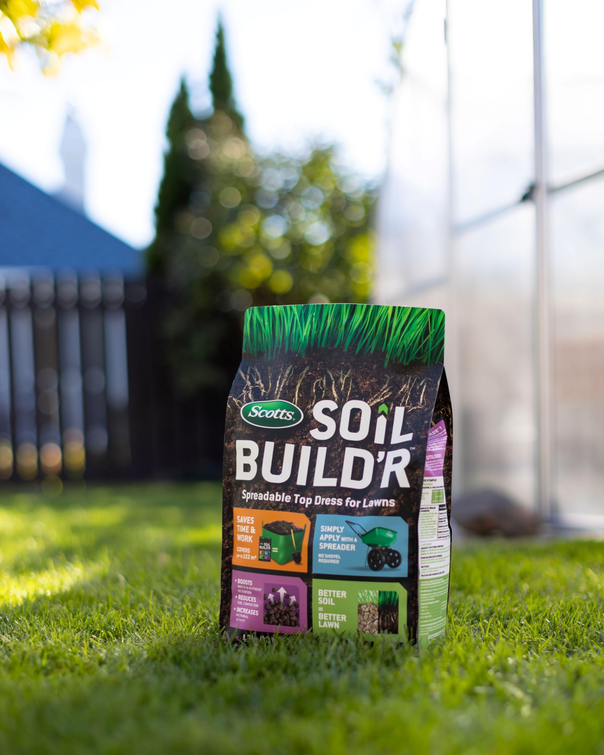 Scotts Soil Build'R Spreadable Top Dress for Lawns 4.2kg (122m² Coverage)