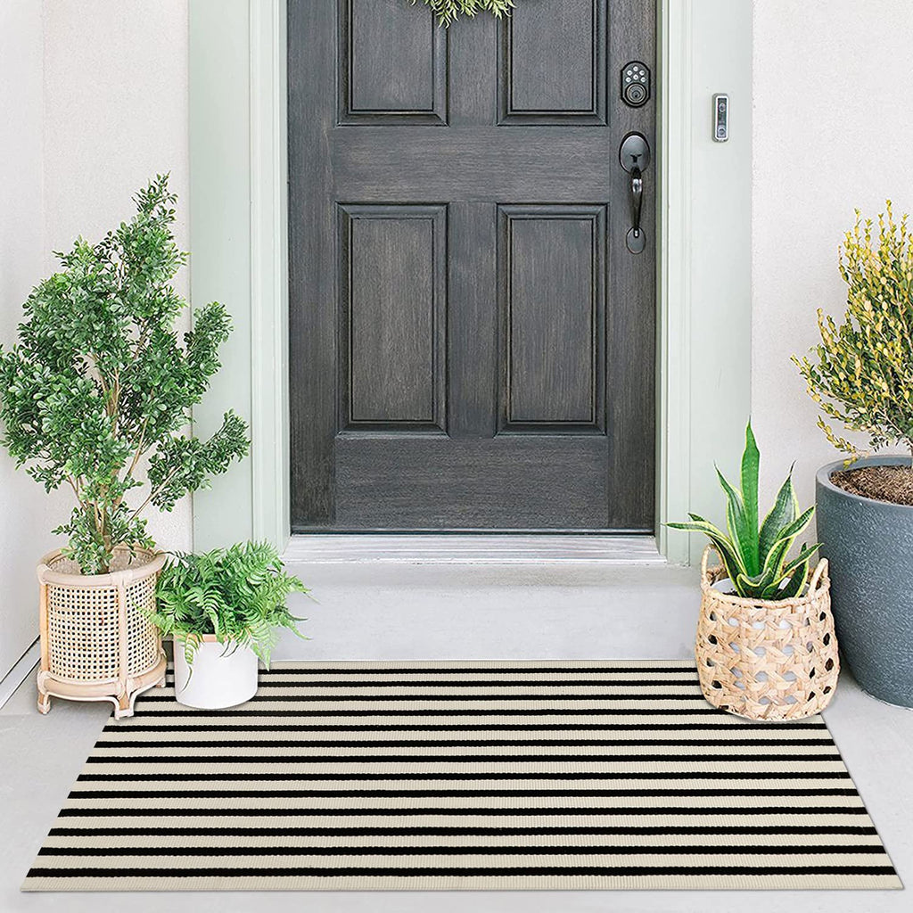 famibay Black and Beige Front Door Mat Outdoor Cotton Handwoven Farmhouse Layered Door Mat 2x4.2Ft Washable Striped Porch Rug Carpet Mat for Entrance Balcony Bedroom