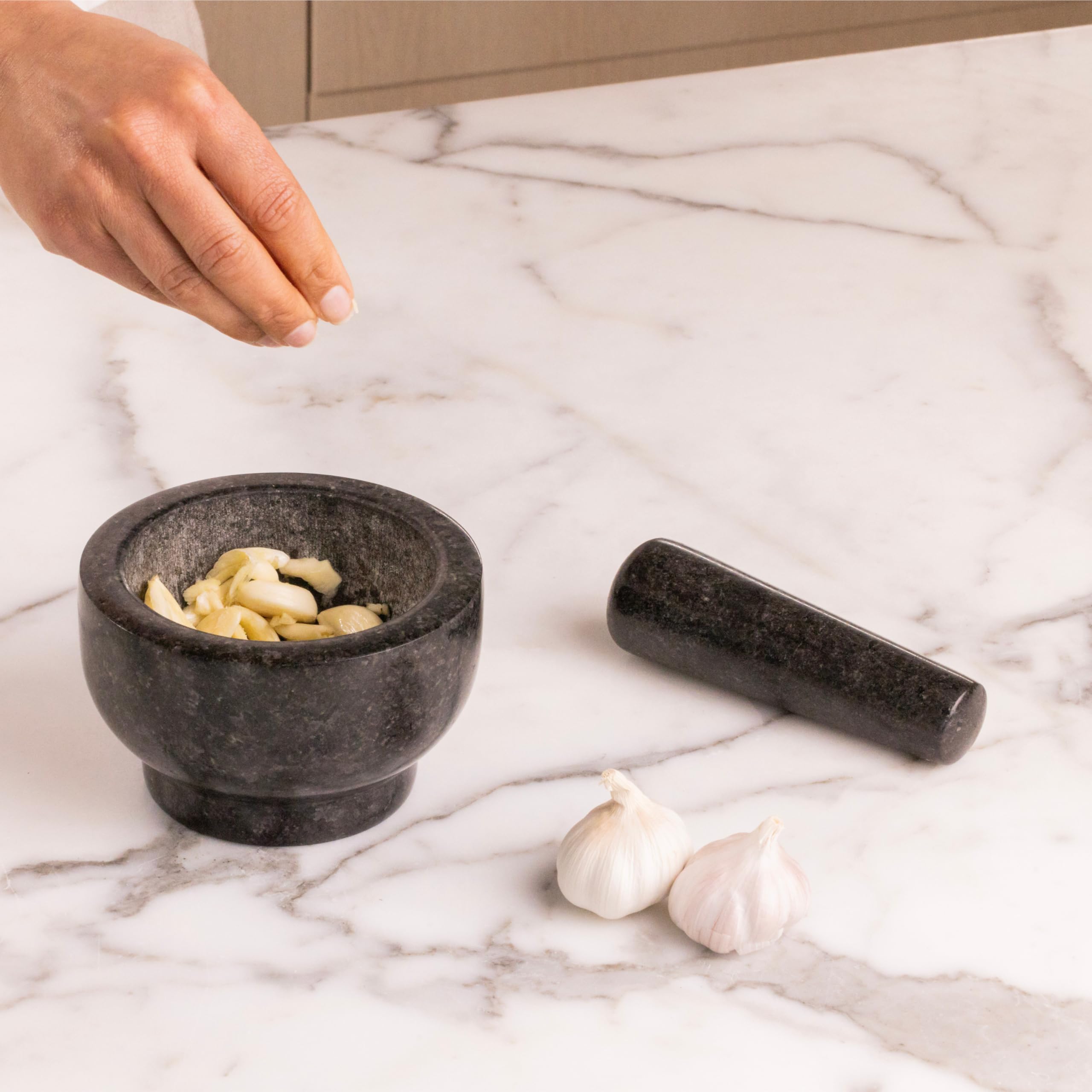 Lagostina Natural Granite Hand Mortar And Pestle, Manual Grinder, Perfect Crushing Herbs, Spices, 1.3 Cup Capacity, Durable And Easy To Clean, Gray, L413.4106.02