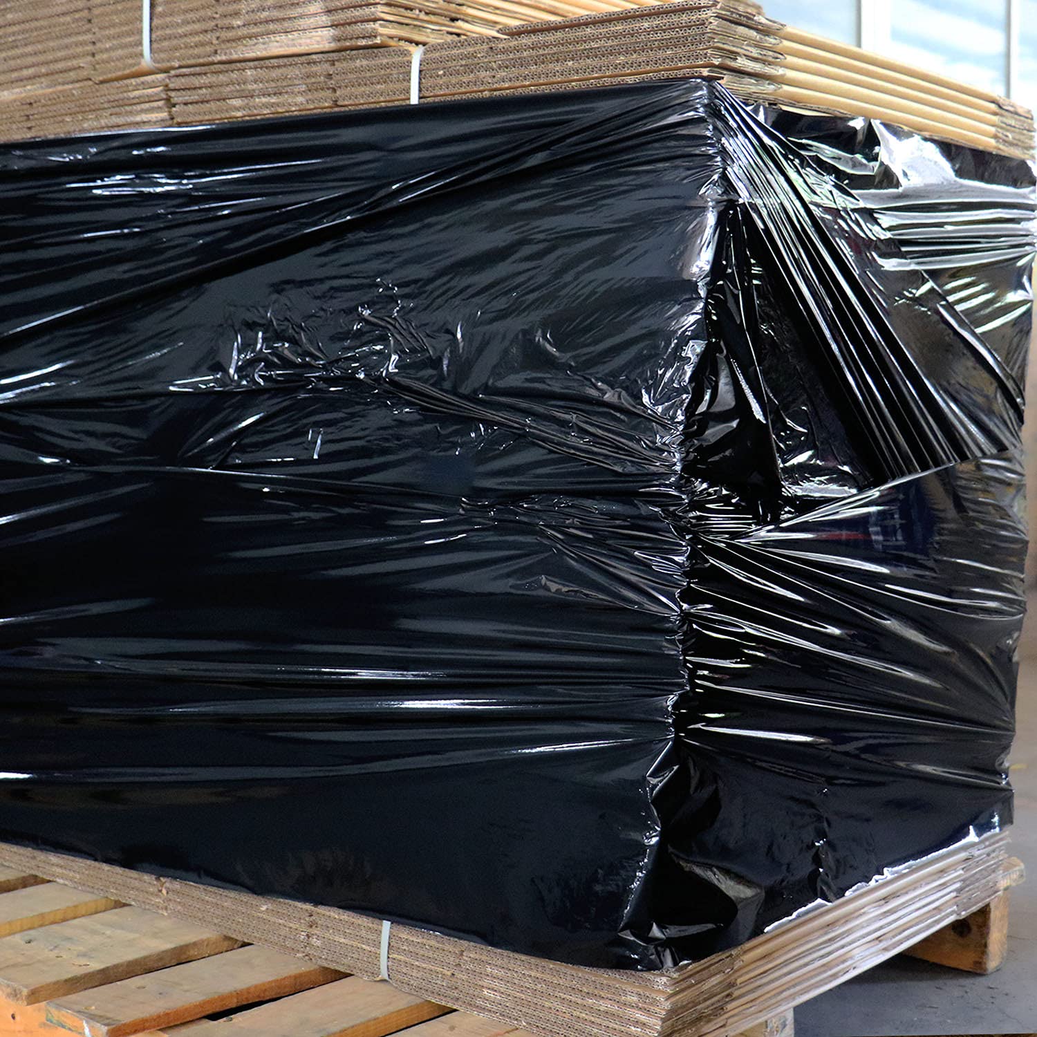BOMEI PACK Black Stretch Wrap, Plastic Shrink Wrap Film Roll 15 in x 1500ft, 1 Pack with Rotatable Sleeve