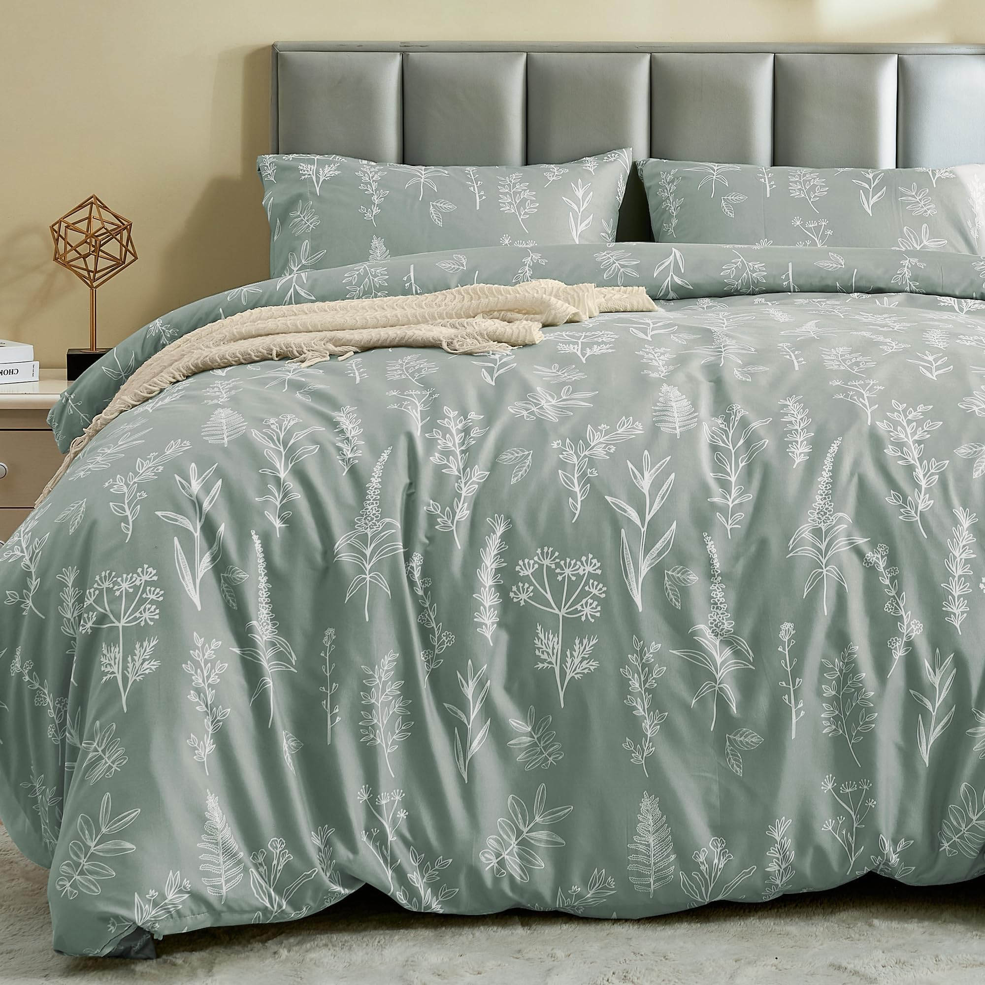 MUXHOMO Duvet Cover Queen Size, Reversible Floral Green Duvet Cover Set with Zipper Closure, 3 Pieces Botanical Patterns Soft Microfiber Bedding Set (90"x90", 2 Pillow Cases 20"×30" )