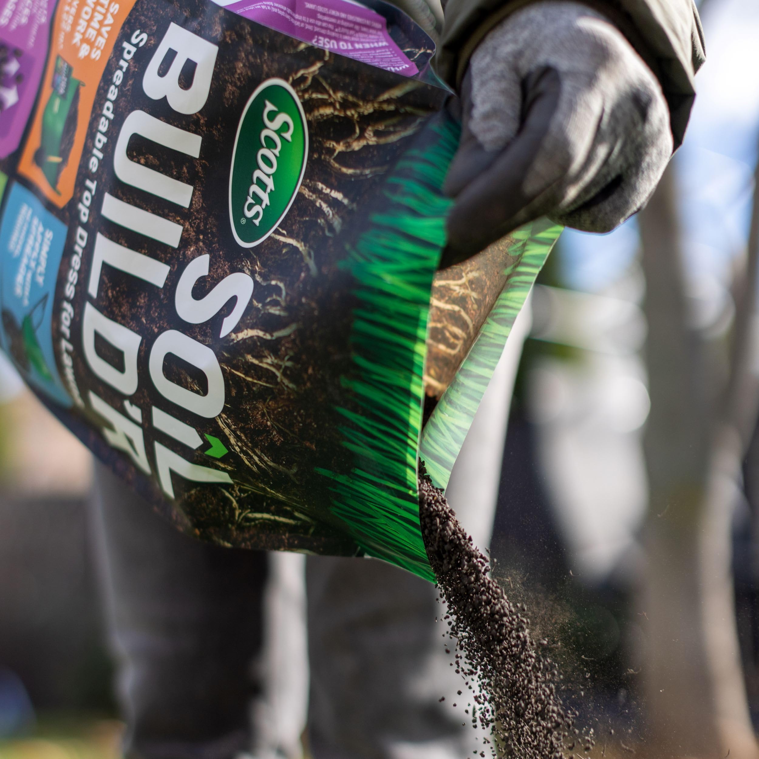 Scotts Soil Build'R Spreadable Top Dress for Lawns 4.2kg (122m² Coverage)