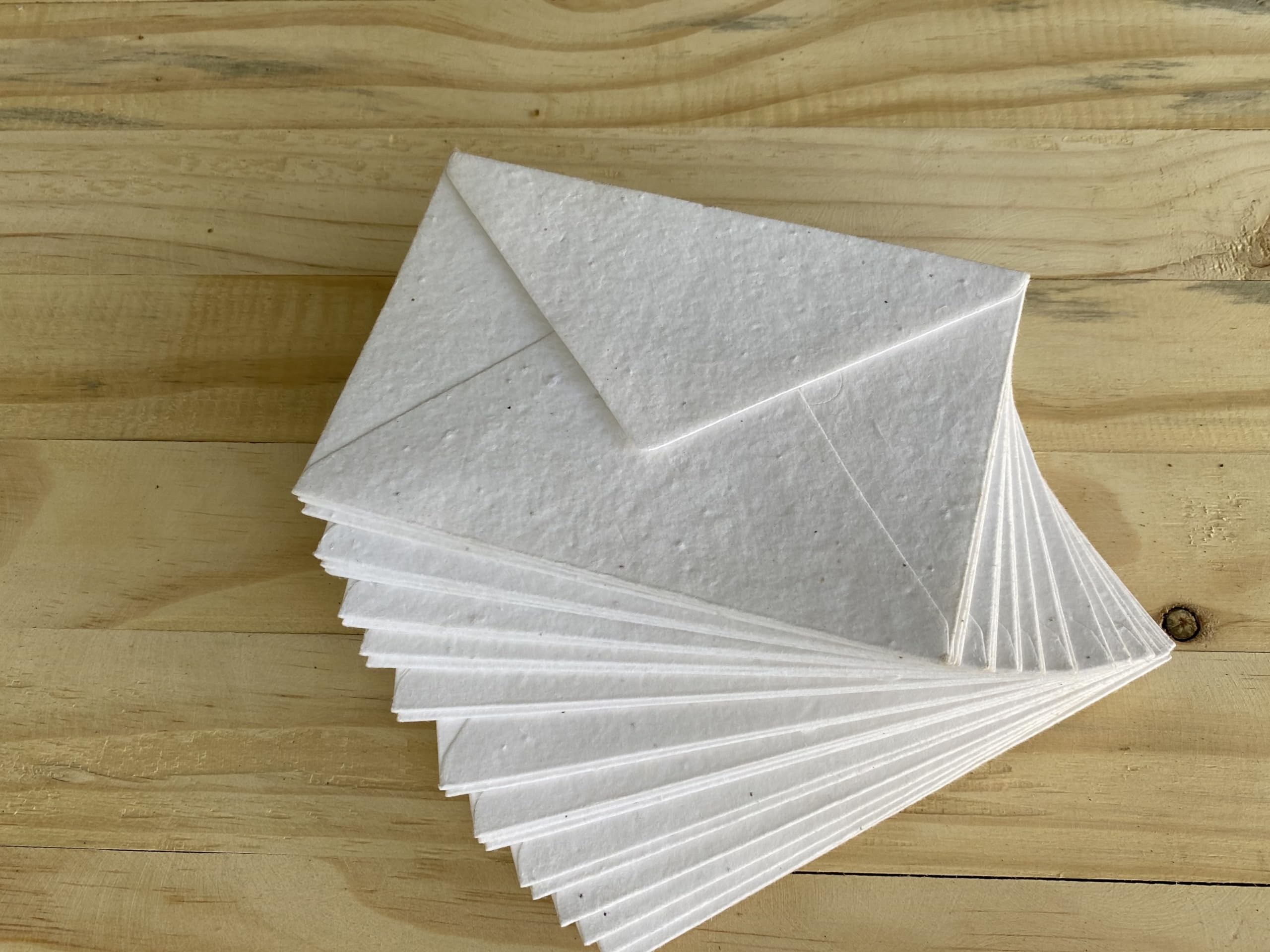 Wanderings Handmade Flower Seed Paper Envelopes – Medium 5.25 x 7.25” / 13 x 18 cm – Pack of 25 – Plantable Wildflower Seed Paper Envelopes for Invitations & Memorials – 250 GSM