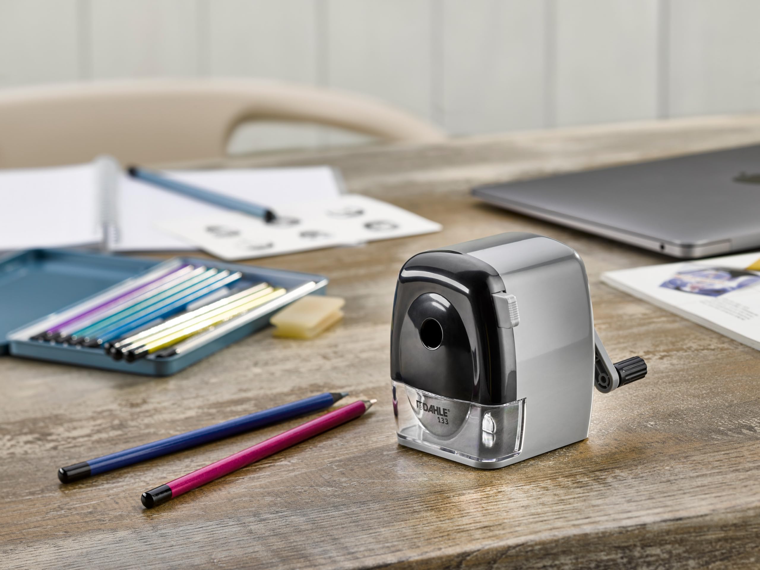Dahle 133 Pencil Sharpener w/Automatic Cutting System, Adjustable Point, Accepts Graphite & Oversized Artist Pencils