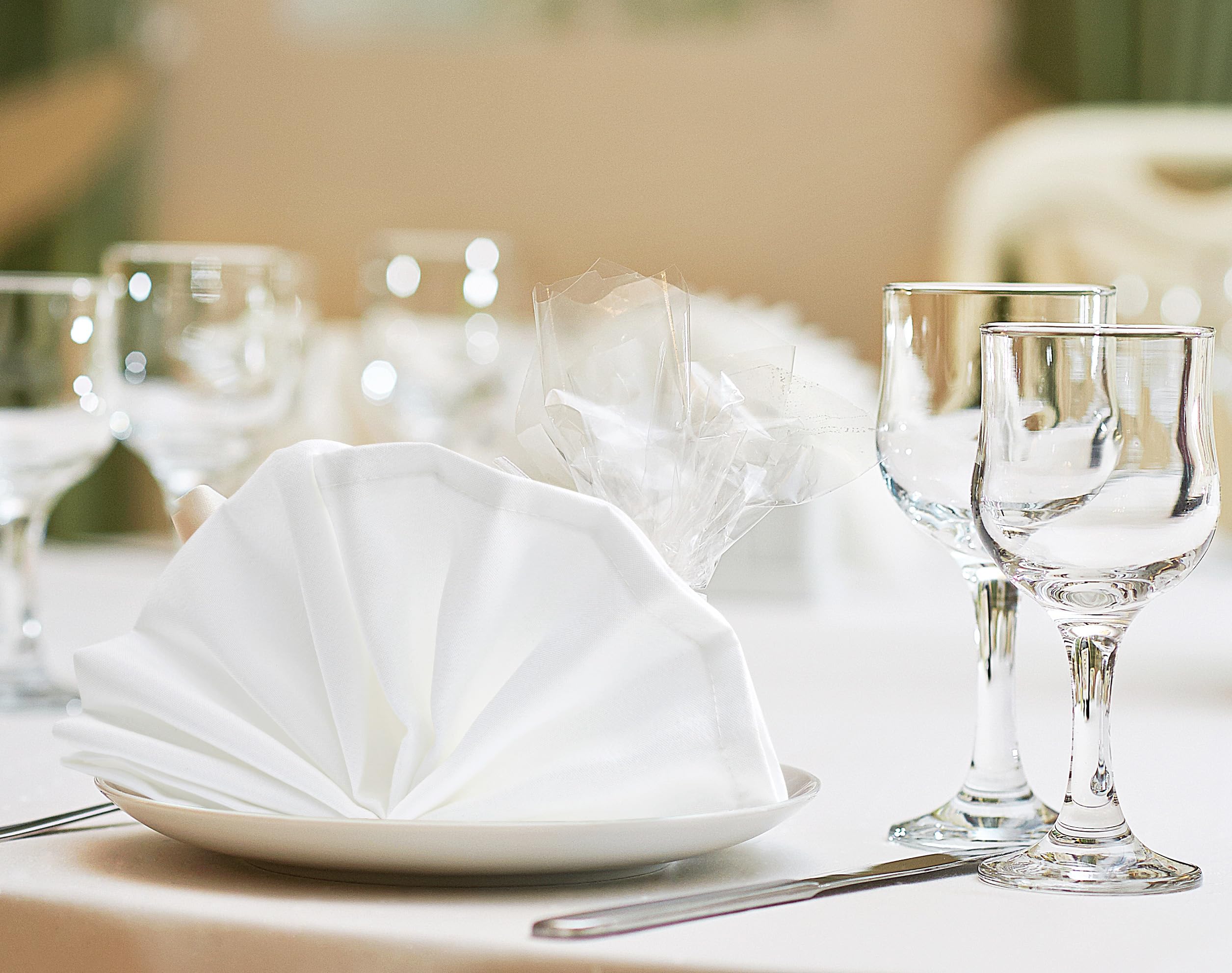 Utopia Home [24 Pack, White] Cloth Napkins 20x20 Inches, 100% Polyester Hemmed Edges, Washable and Reusable Ideal for Parties, Weddings and Dinners