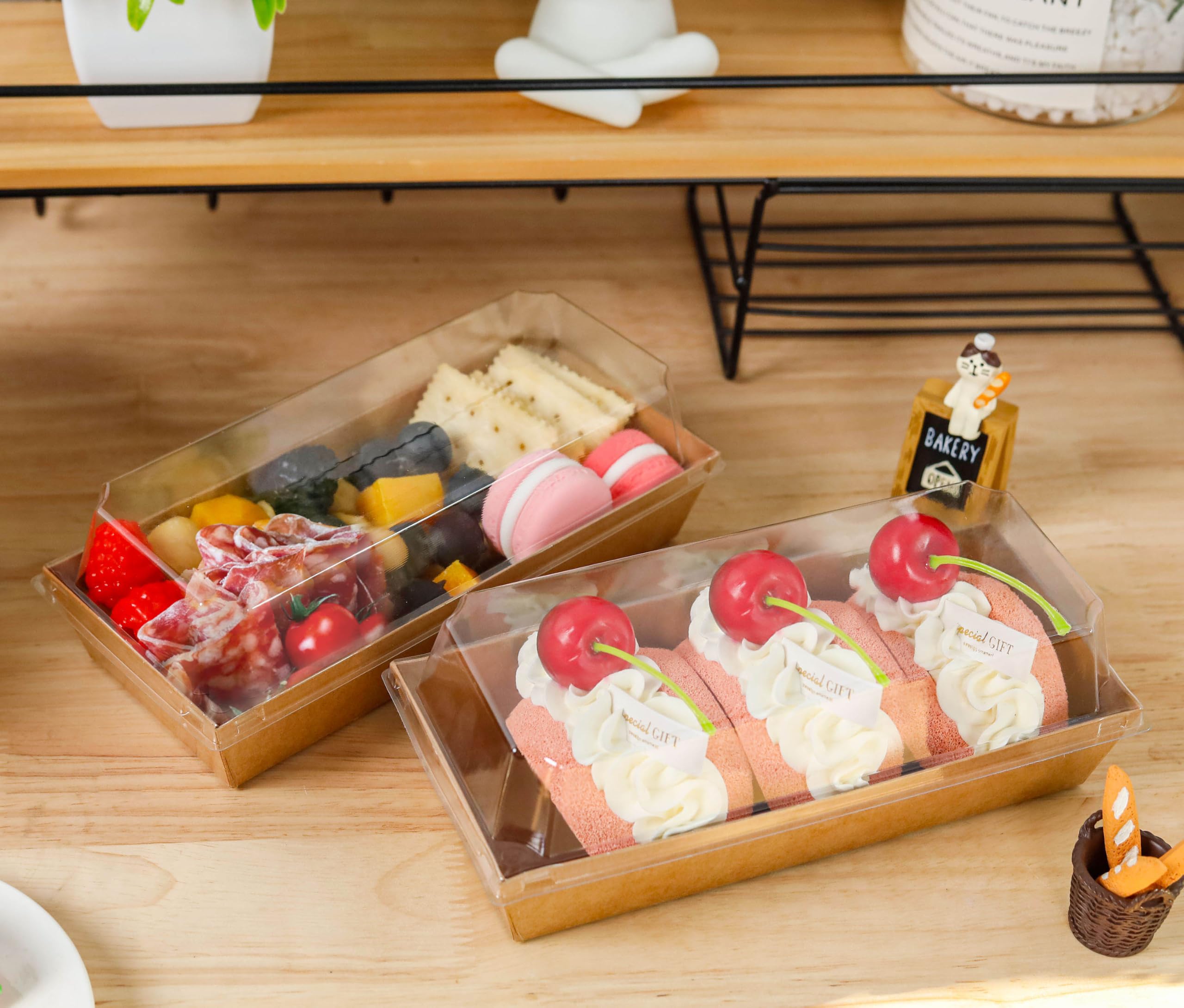 NPLUX Charcuterie Boxes with Clear Lids Mini Dessert Bakery Boxes Disposable To Go Food Containers for Cookie Cake Slice Sushi Strawberry 7.48x3.35x2.5INCH(50 Pack, Brown)