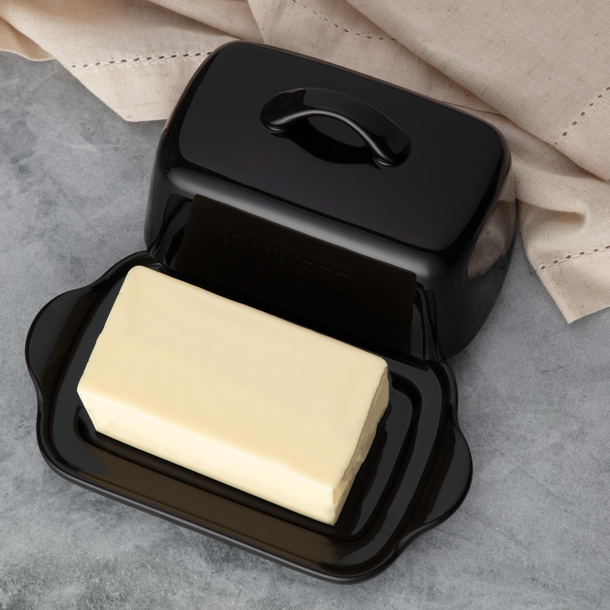 Zulay Kitchen Butter Dish with Lid – Large 1 lb Canadian Size, Black Porcelain Butter Tray & Butter Container for Countertop or Refrigerator - Black