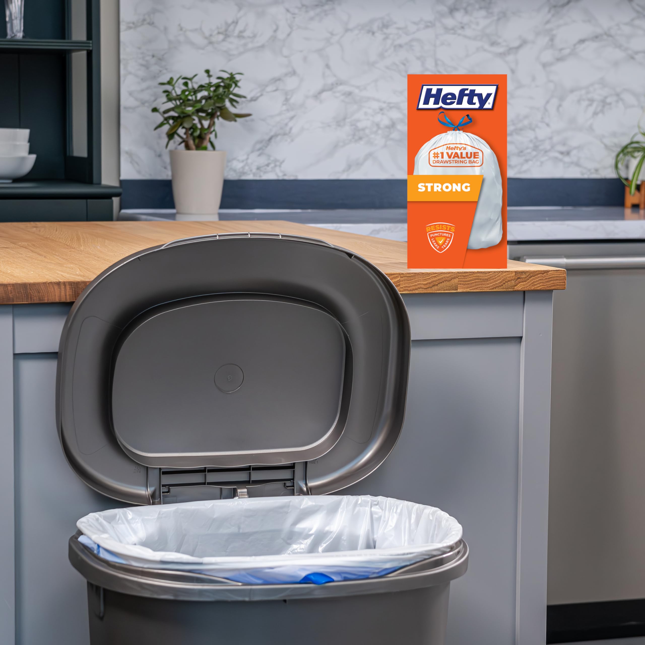 Hefty Strong Tall Kitchen Trash Bags, Unscented, 13 Gallon, 120 Count
