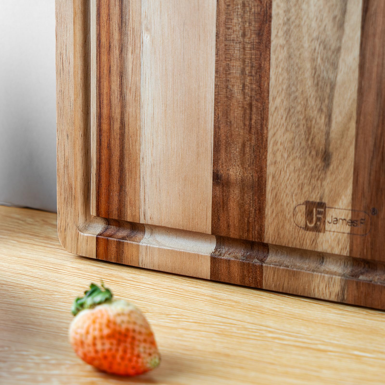 Wood Cutting Board,James.F Thick Acacia Wooden Cutting Board with Juice Groove, Reversible Charcuterie Serving Board for Kitchen, Large Chopping Board for Meat Bread Cheese(15.7” x 11.8“ x 0.7”)