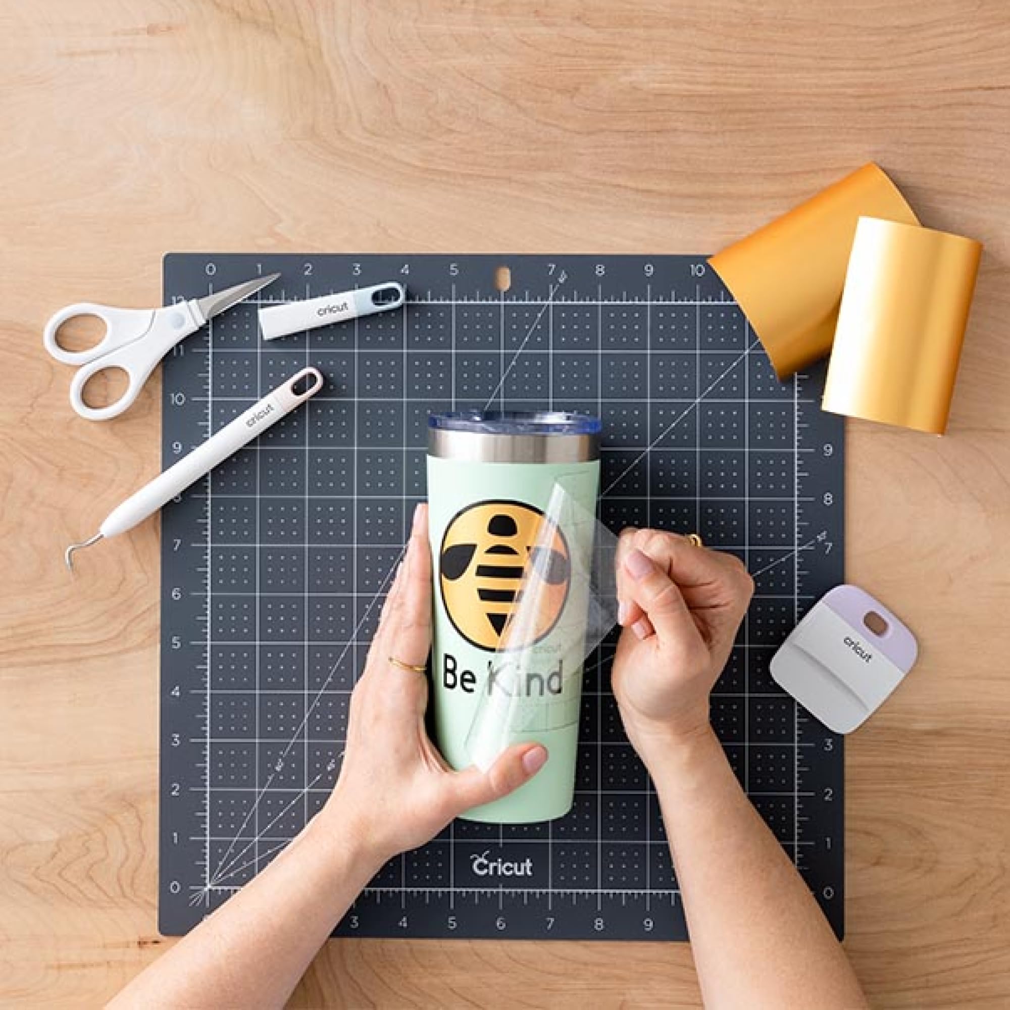 Cricut Value Transfer Tape-Flat Pack-12x12 in (75), Clear