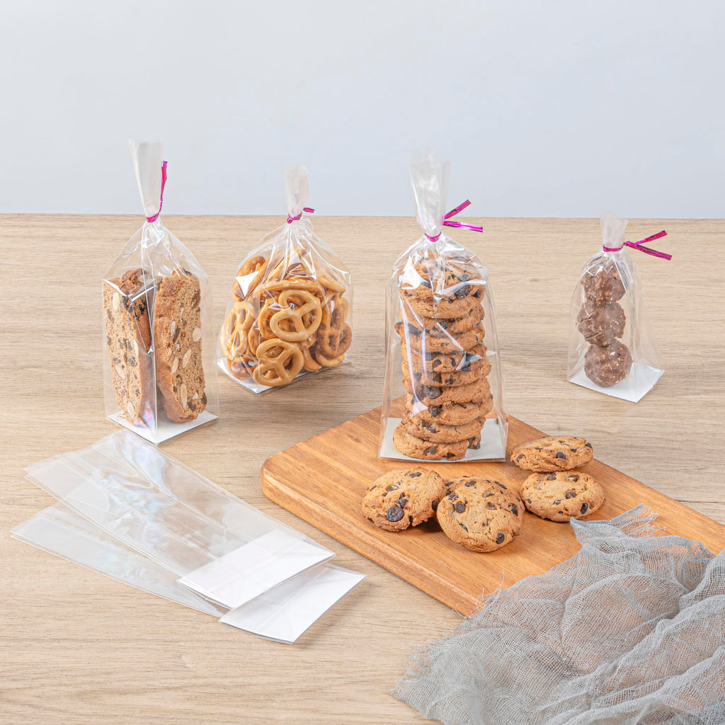 Restaurantware-Flat Bottom Heat Seal Sandwich Bags, Heat Sealable Food Bags - Gusset Bag with Paper Insert - Clear - 3 x 2 x 8 Inch - 100ct Box - Bag Tek
