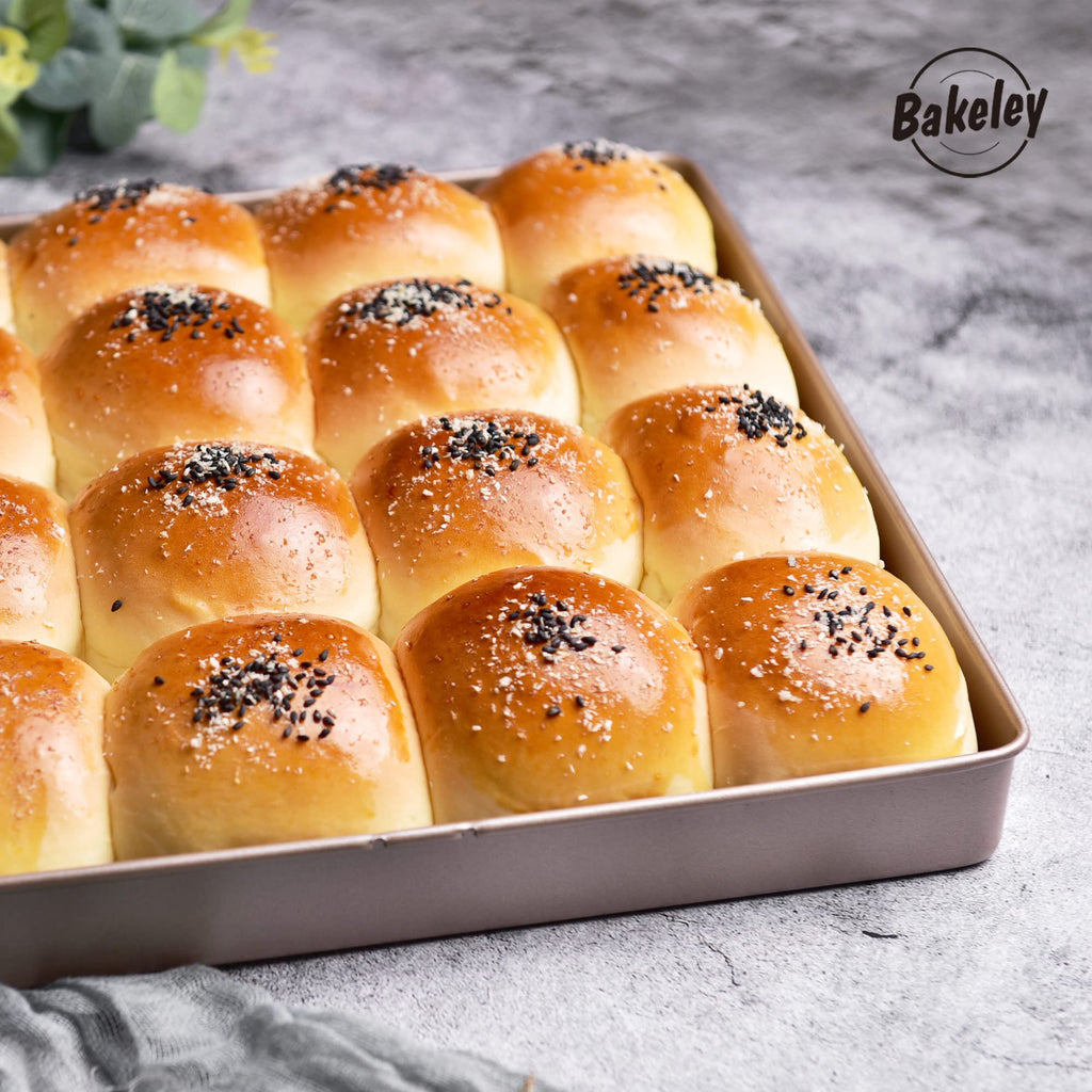 Bakeley Baking Sheet Pan, 11-Inch Baking Sheet Pan Non-Stick Square Baking Pan Jelly Roll Bakeware for Oven Roasting 11.2" × 11.2" × 1.38" (Champagne Gold)