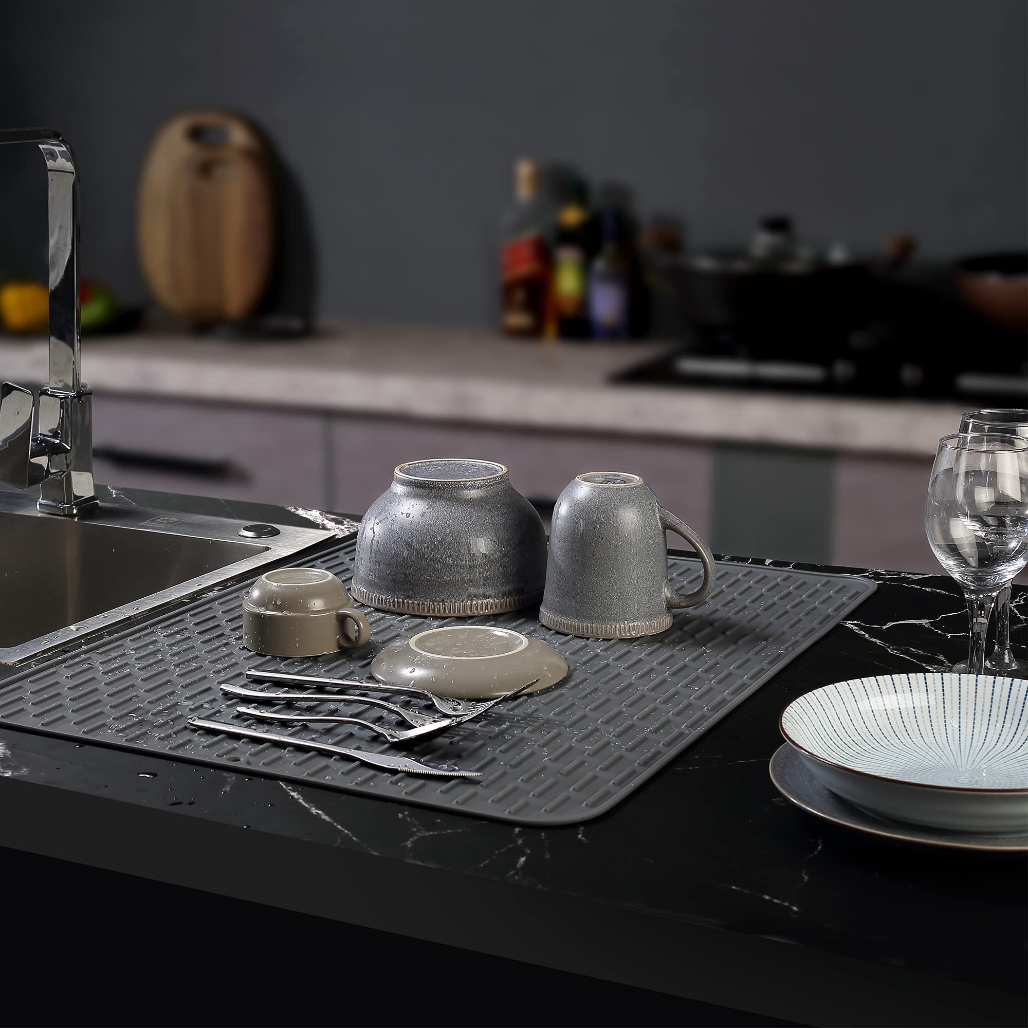 To encounter Silicone Dish Drying Mat - Extral Large 24" x 18" - Set of 2 Flexible Rubber Drying Mat, Heat Resistant Silicone Trivet, Countertop Mat, Dish Draining Mat, Sink Mat