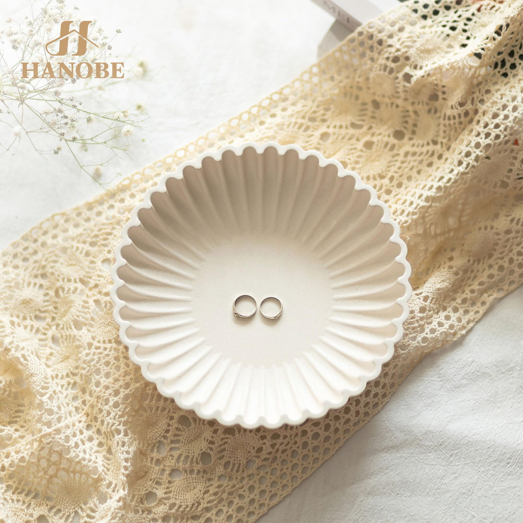 Hanobe Decorative Centerpiece Bowl Decor: Large Fruit Bowls for Home Dinning Kitchen Counter Resin Scalloped Ruffle Key Tray for Living Entryway Coffee Tables