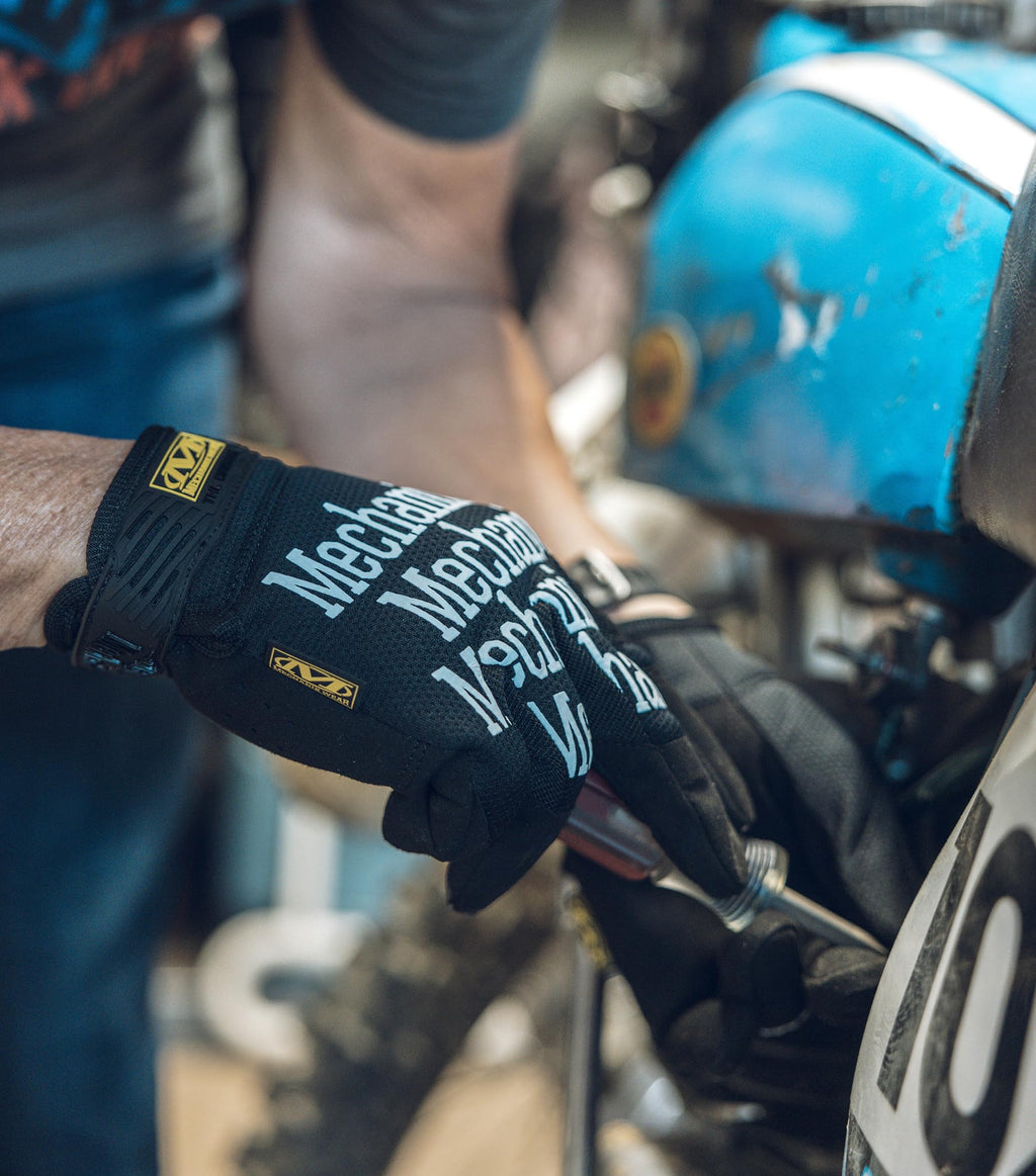 Mechanix Wear: The Original Work Glove with Secure Fit, Synthetic Leather Performance Gloves for Multi-purpose Use, Durable, Touchscreen Capable Safety Gloves for Men (Black, Large)