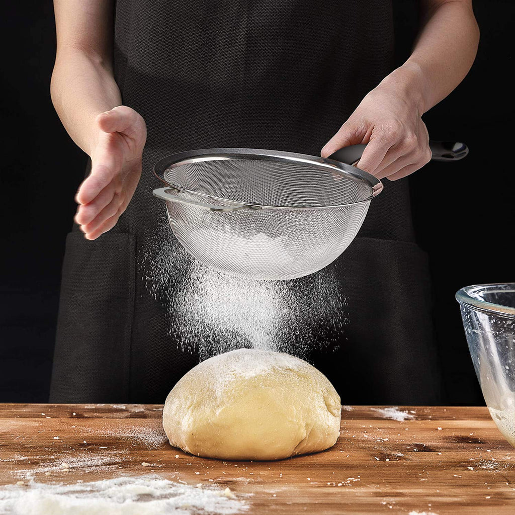 Stainless Steel 18/8 Mesh Strainer, 30 Mesh Extra Fine Quinoa Sieve, with Solid Sturdy Handle, 9" Large Flour Filter with Wider Hook