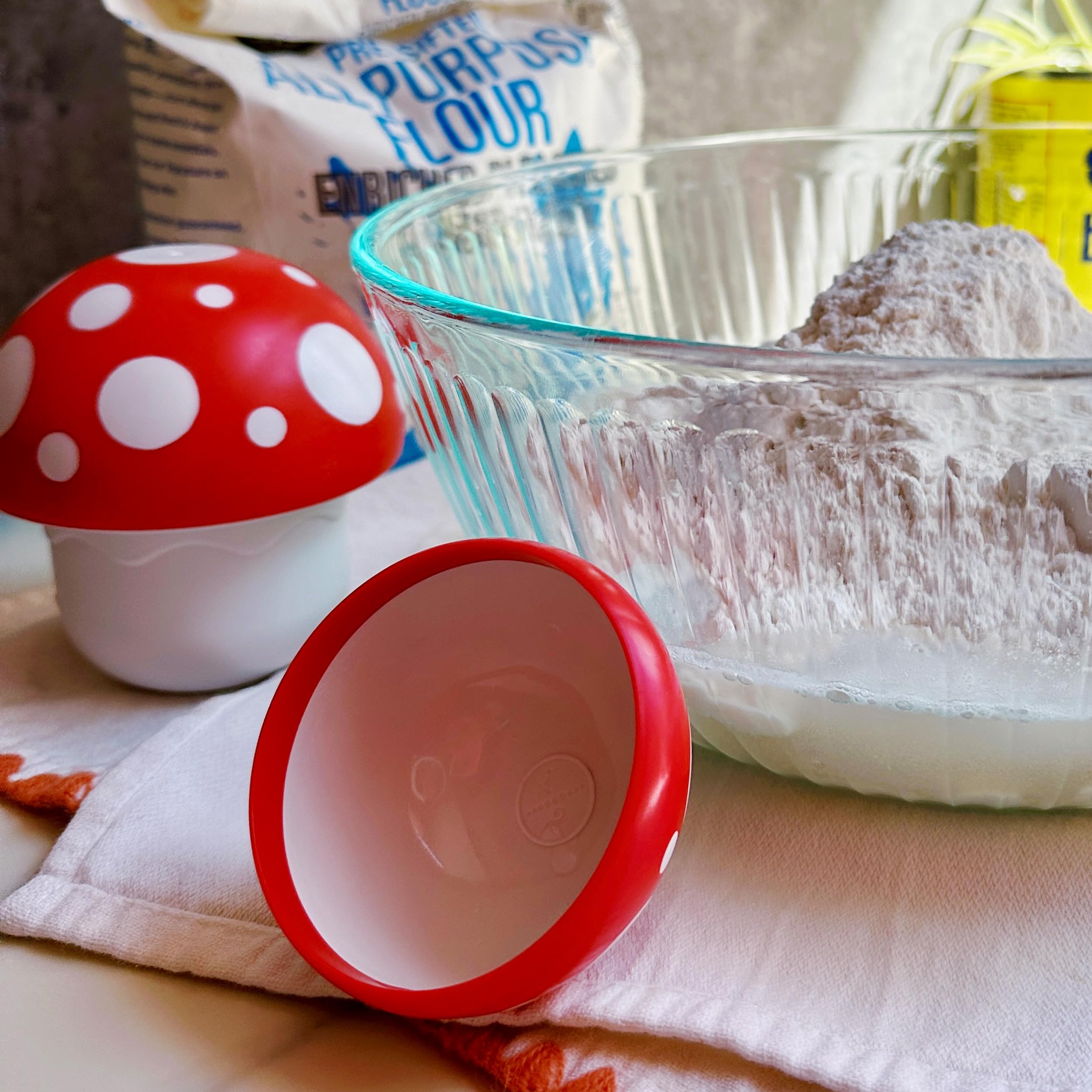 Genuine Fred Mushroom Cups, Nesting Mushroom Measuring Cups