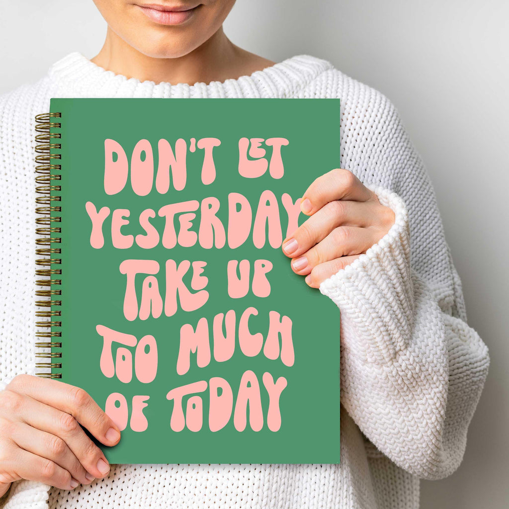 THiNKABLE Undated Daily Planner Notebook 8.5x11, Cute Notebook, Pink Green To Do List Large Hardcover Spiral Schedule Planner, Inspirational Quote Students Girls Teens (PLANNER PARENT)