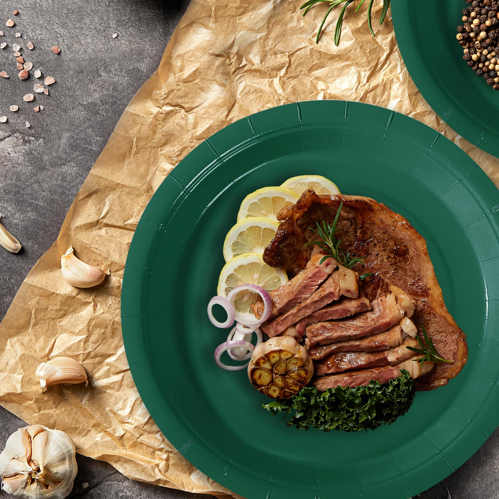 PYAILI Party Paper Plates, 50-Pack Disposable Dark Green Plates, Foil Polka Dots, 23 Centimetres-9 Inch