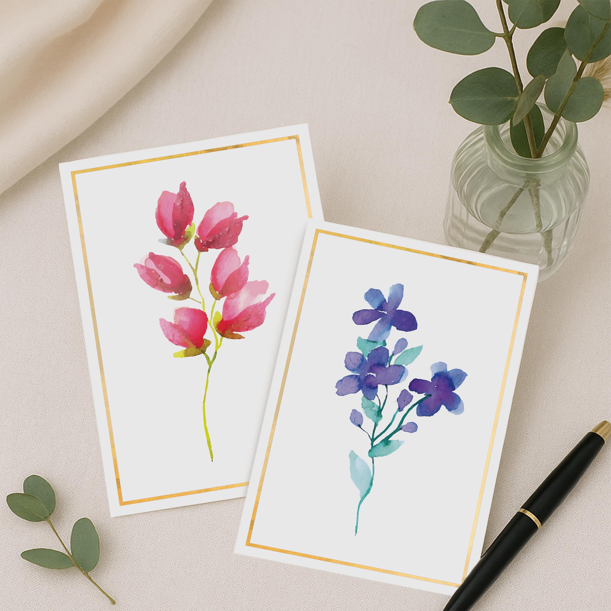 Only Zest 30 Blank Cards with Envelopes Set 4x6 Inch – Minimalistic Floral Design with Gold Border – Note Cards for Greetings, Thank You, Sympathy, Encouragement, Celebration, Personal Messages