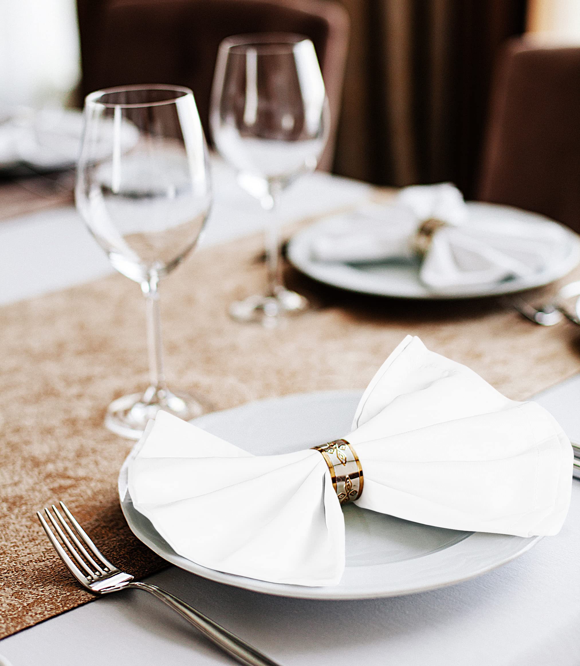 Utopia Home [24 Pack, White] Cloth Napkins 17x17 Inches, 100% Polyester Hemmed Edges, Washable and Reusable Ideal for Parties, Weddings and Dinners