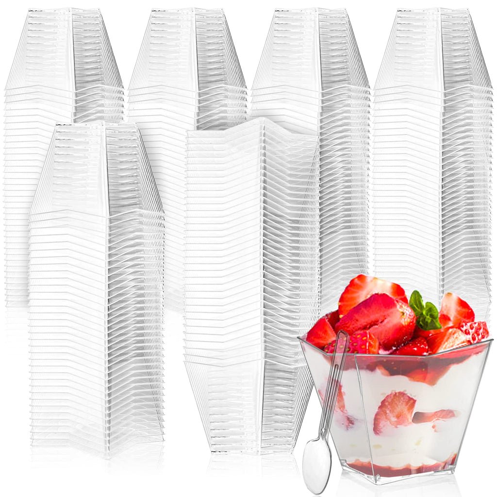 Lyellfe 100 Pack 4 Oz Dessert Cups with Spoon, Clear Plastic Cups, Mini Reusable Square Parfait Shooters Cups for Appetizer, Ice Cream, Pudding, Tasting Party