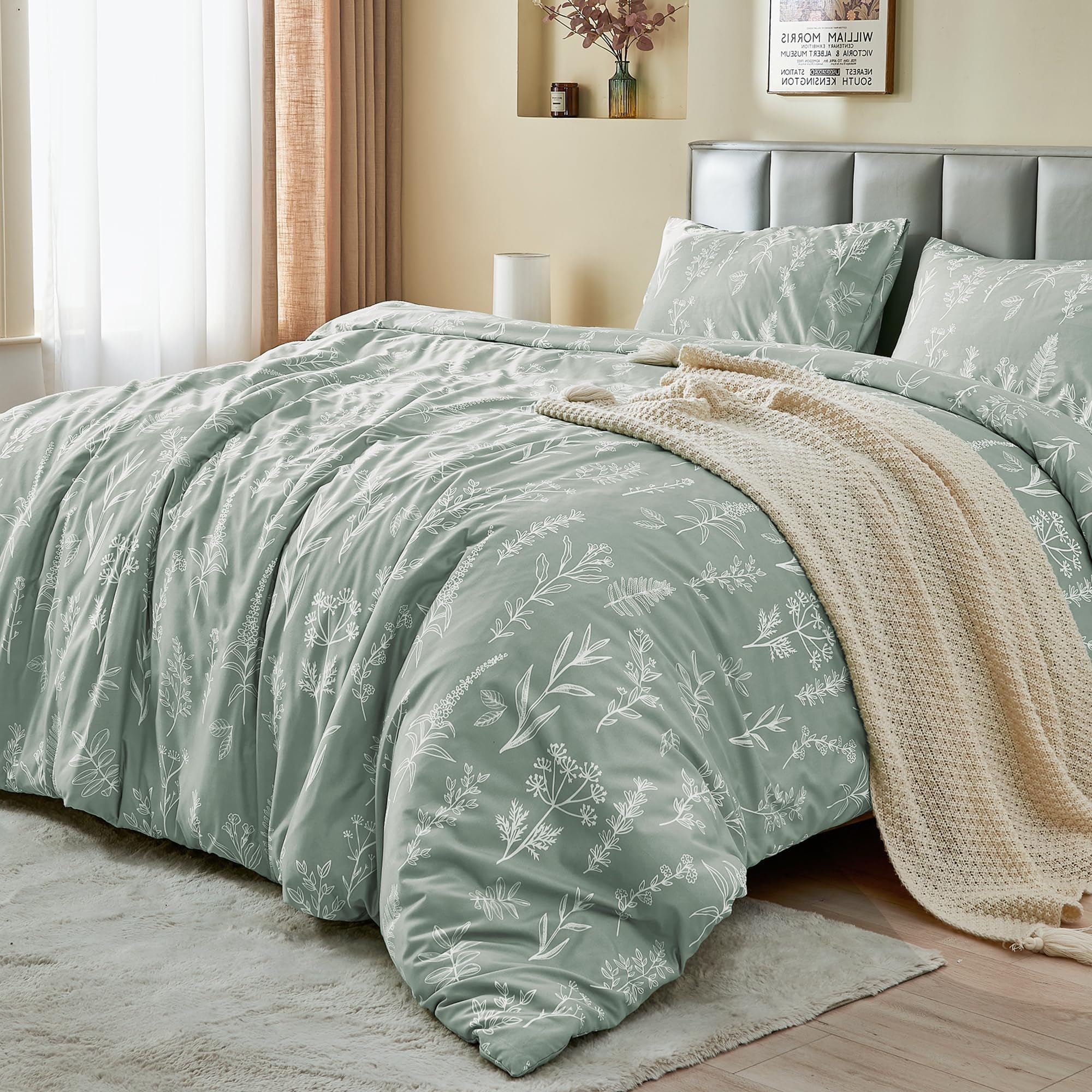 MUXHOMO Duvet Cover Queen Size, Reversible Floral Green Duvet Cover Set with Zipper Closure, 3 Pieces Botanical Patterns Soft Microfiber Bedding Set (90"x90", 2 Pillow Cases 20"×30" )
