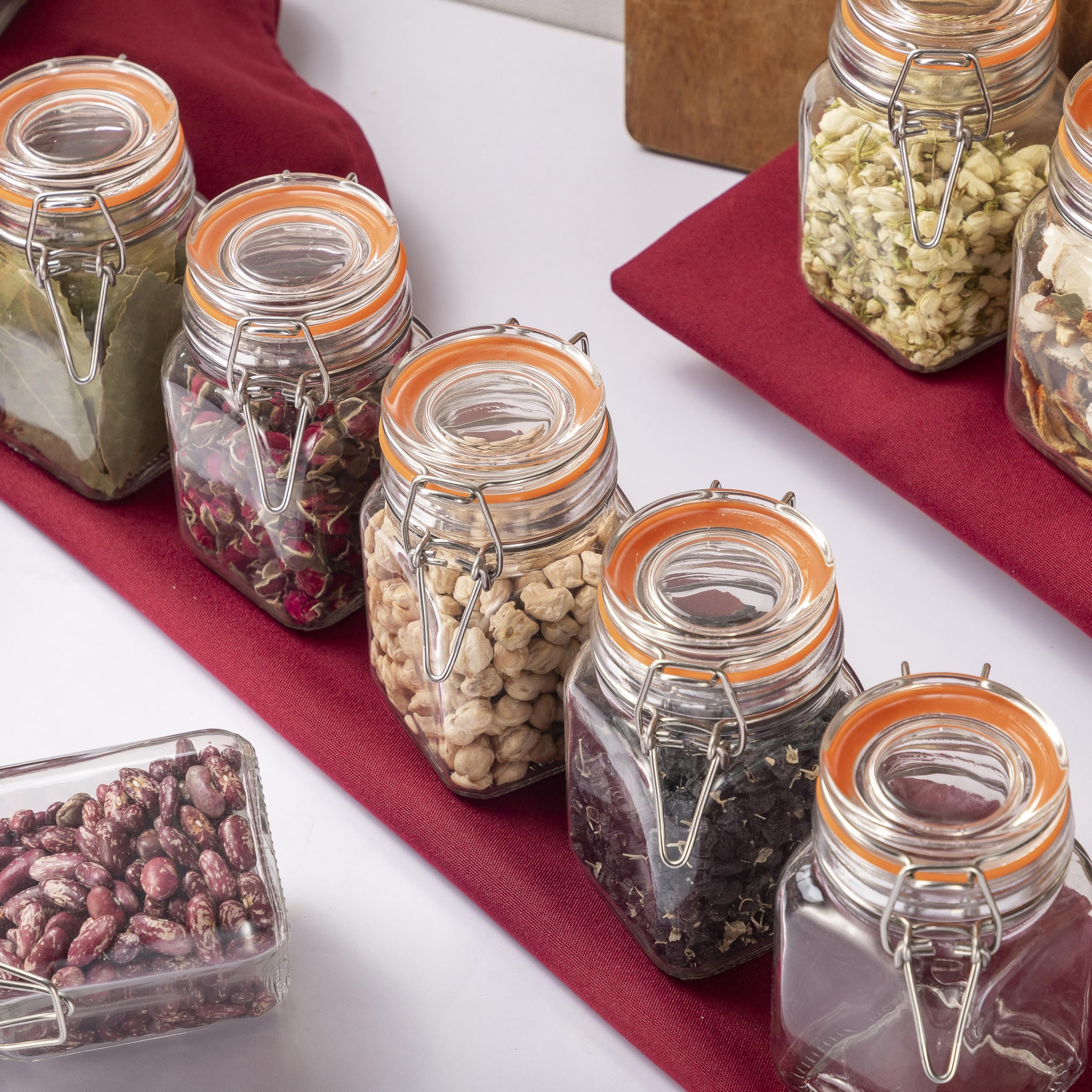 Gala Houseware Airtight Clear Glass Jars with Bail and Trigger Latch Seal Dishwasher Safe, Set of 6, Volume 9.6 oz, Perfect for Home Canning, Pickling, Preserving, and Reusable food storage