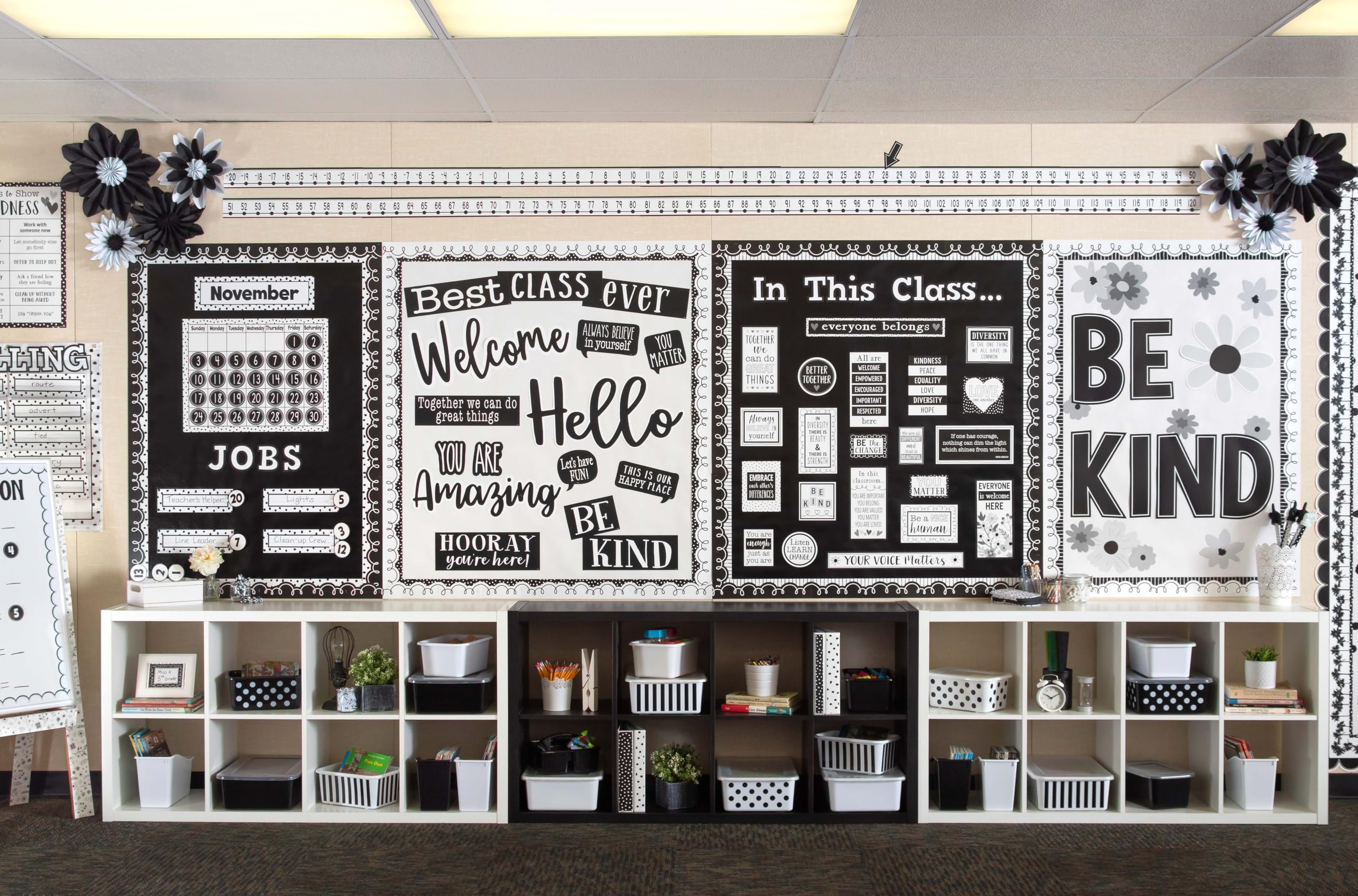 Teacher Created Resources White Better Than Paper Bulletin Board Roll (TCR77373)