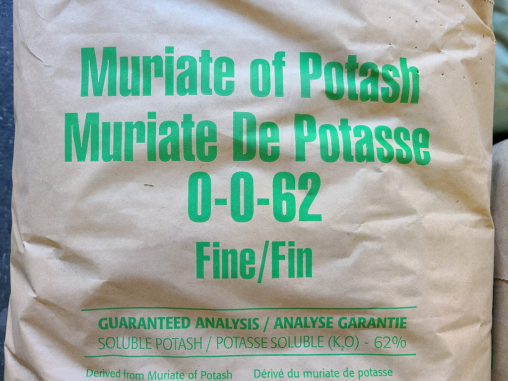 Potassium Chloride, Soluble Potassium for Plants, 0-0-62, K2O 62%, Muriate of Potash, 100% Water Soluble (2 LB.)