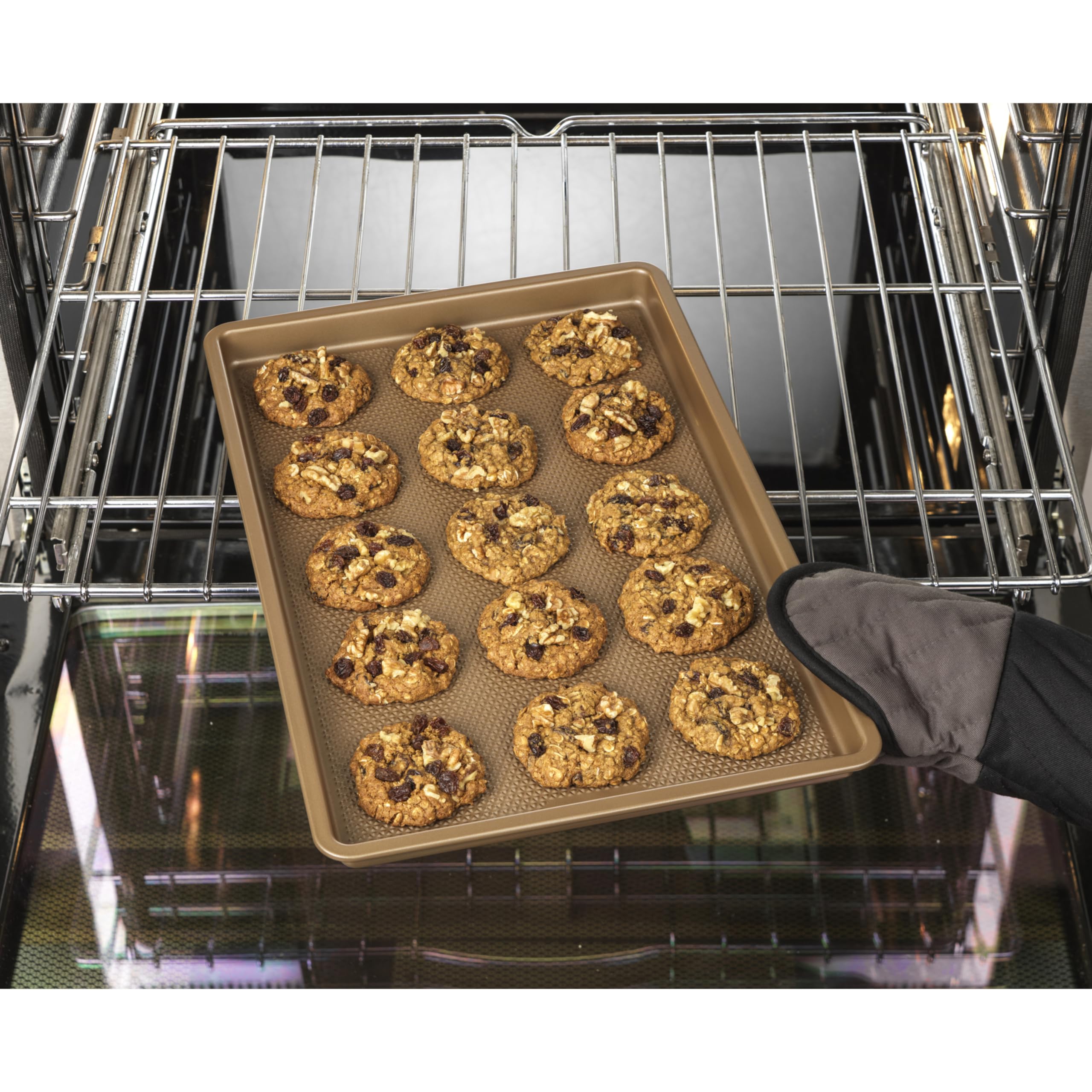 GoodCook BestBake Nonstick Textured Carbon Steel Cookie Sheet, 11" x 17", Large Baking Sheet, Even Heating, Scratch-Resistant, Non-Toxic, Durable, Ideal for Baking and Sheet Pan Dinners