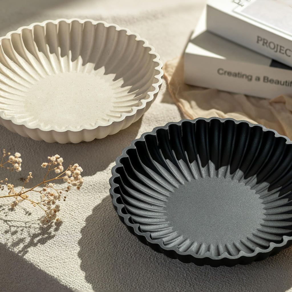 Hanobe Decorative Centerpiece Bowl Decor: Large Fruit Bowls for Home Dinning Kitchen Counter Resin Scalloped Ruffle Key Tray for Living Entryway Coffee Tables