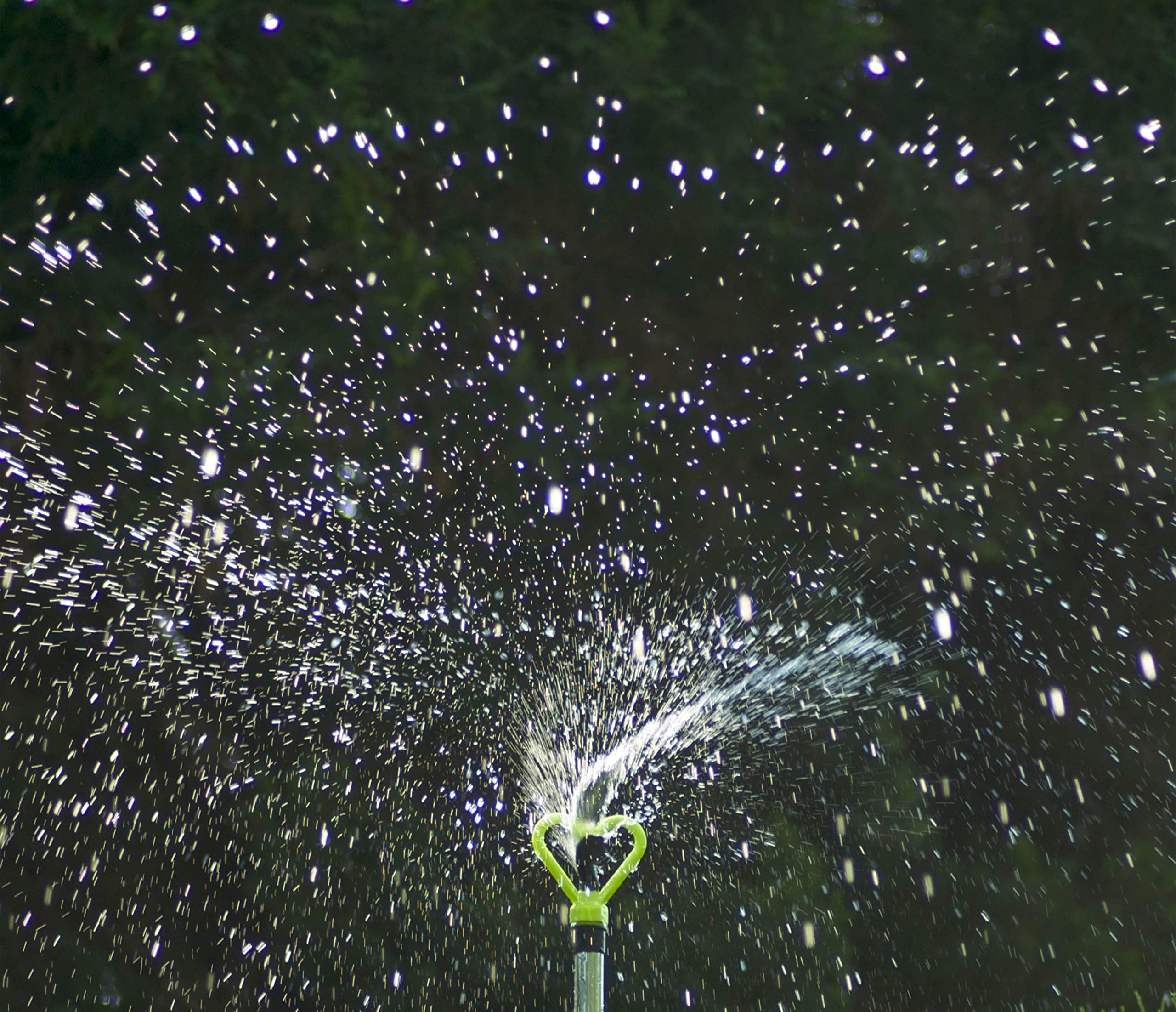 Apollo Exports International Rainforest Ecological Sprinkler - Green & Silver, Impulse Style, Rubber Material, Garden Sprinkler, 1900 sq. ft. Coverage, 12" Spike, Low Pressure Well Systems Compatible