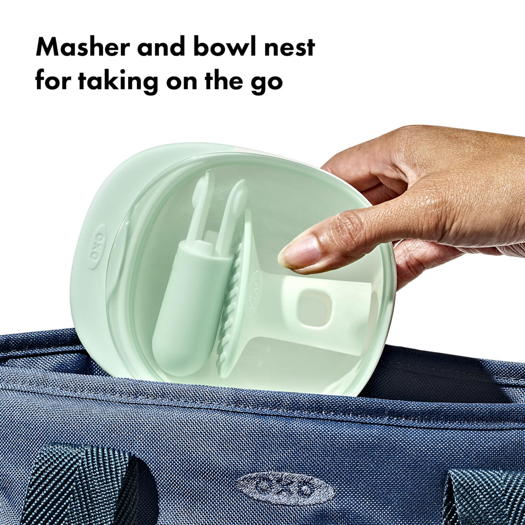 OXO Tot - Food Masher - Easy to Use - Fruit, Veggies and More - Portable Set - Compact Bowl & Lid - Textured Ridges for Smooth Mashing - Opal - 61168900